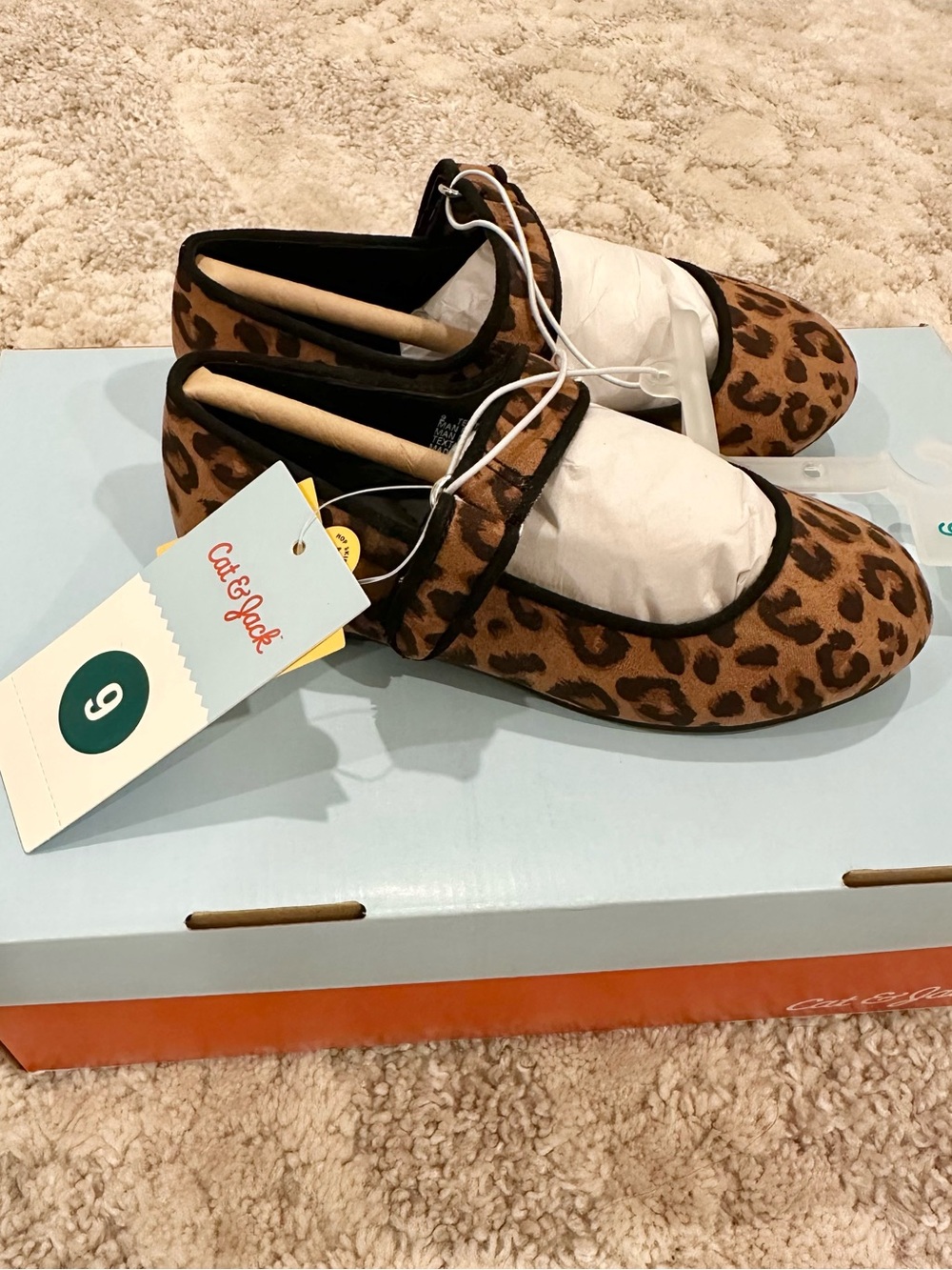 Animal Cheetah Print Mary Jane Flats Girls Size 9C Ballerinas Memory Foam